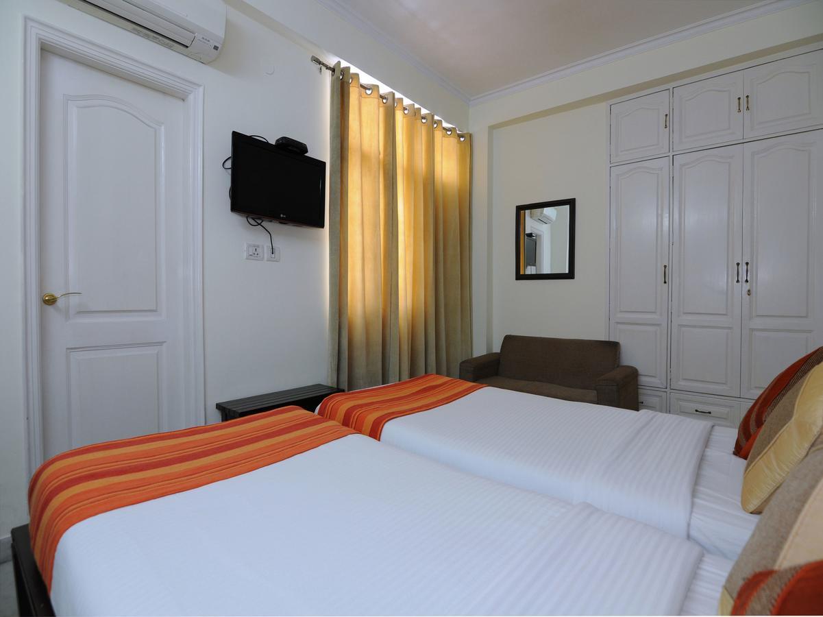 Mehra Residency At The Airport Hotell New Delhi Eksteriør bilde
