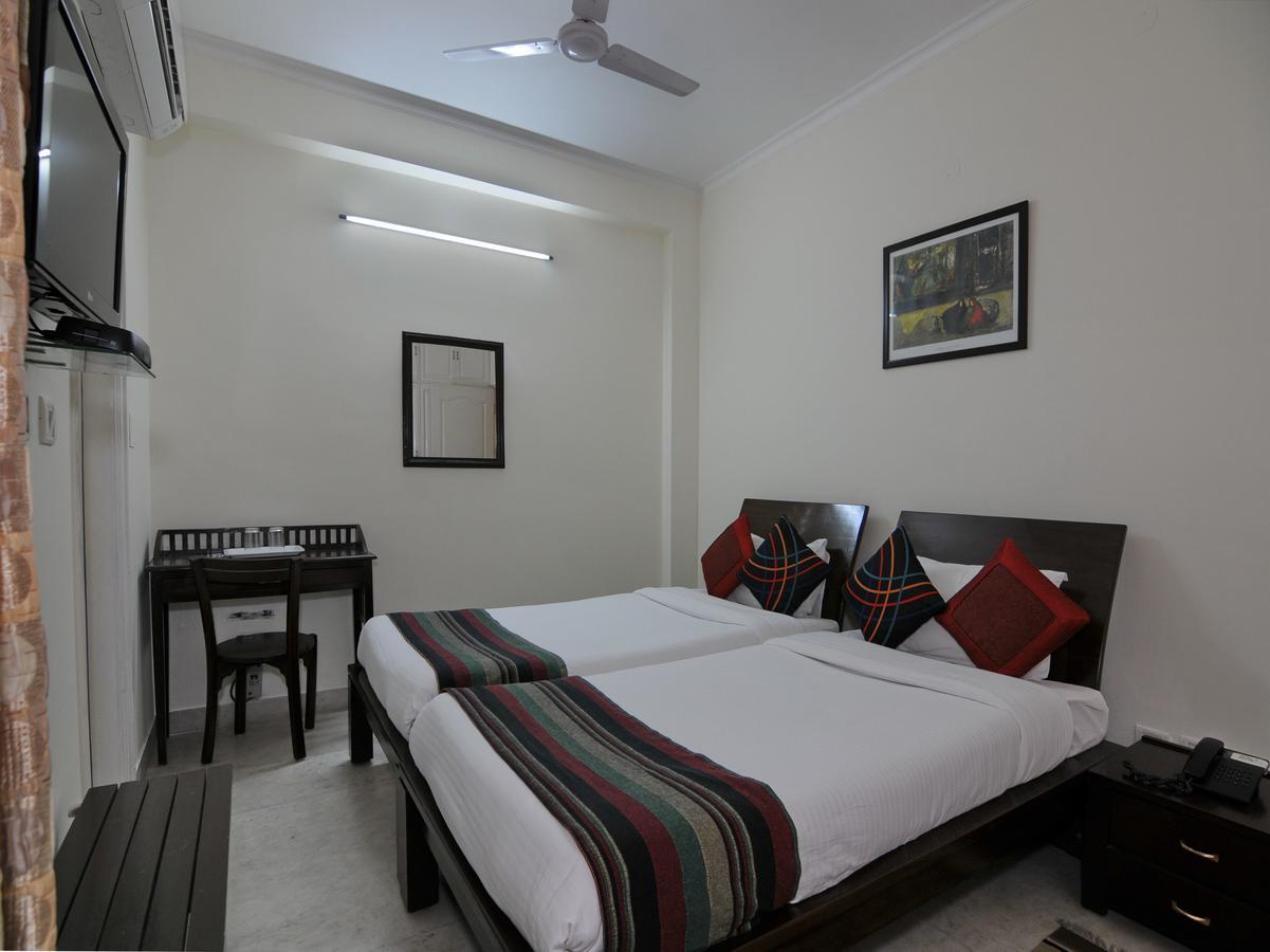 Mehra Residency At The Airport Hotell New Delhi Eksteriør bilde